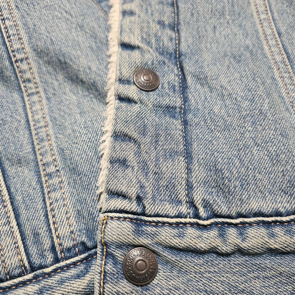 Levis Mens Sherpa-Lined Denim Trucker Jacket Blue Medium Warm Casual Outerwear - Picture 12 of 15